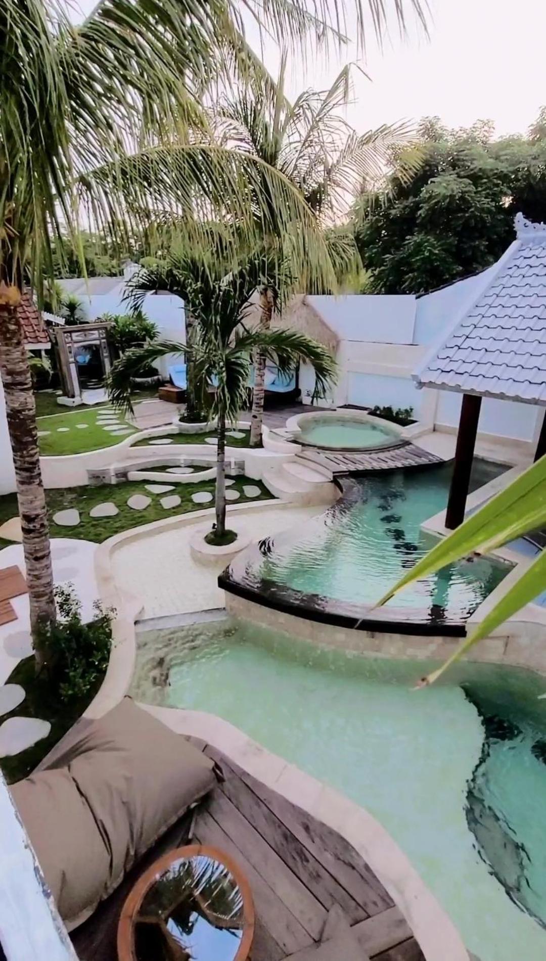 The White Key Luxury Villas Gili Trawangan Exterior photo